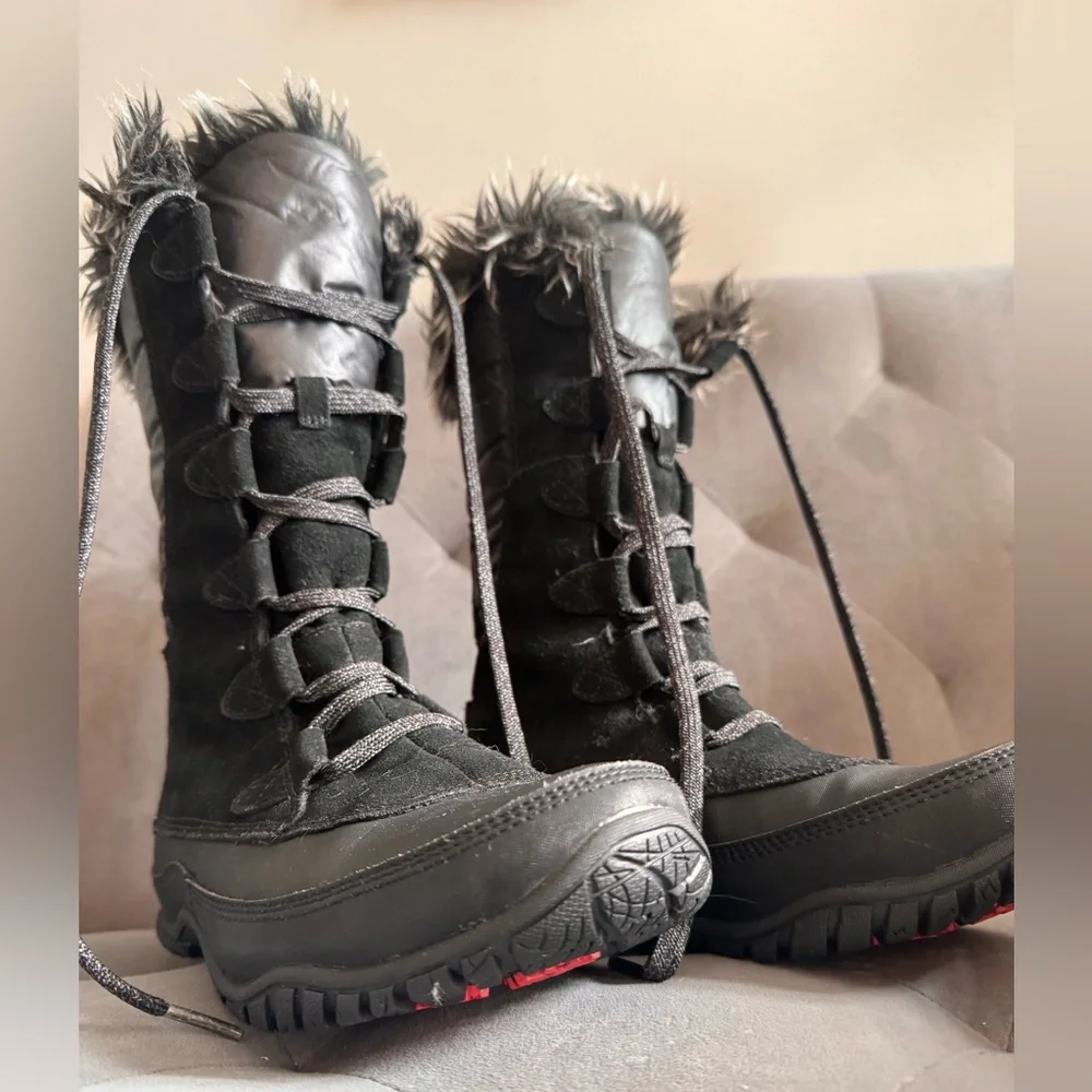 The North Face Nuptse Purna Women Shoes Size 8 black